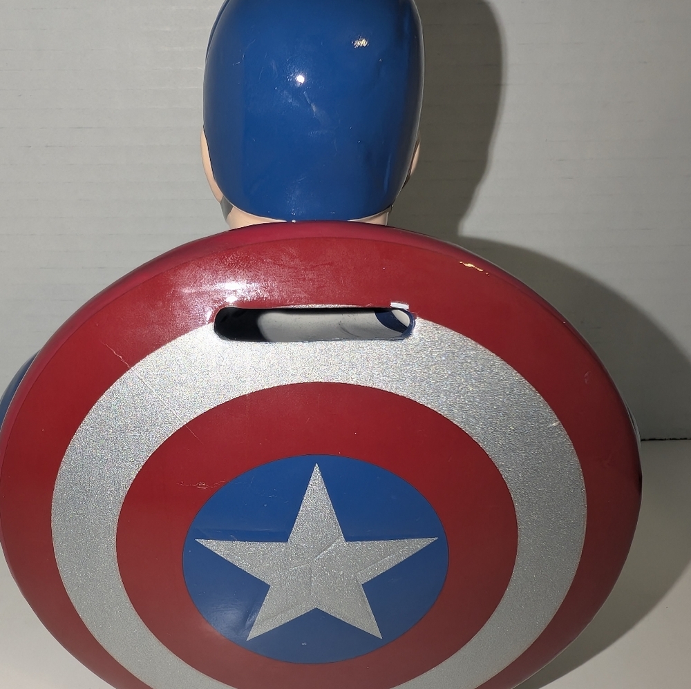 Marvel Avengers Captain America Ceramic Piggy Bank - Picture 3 of 6